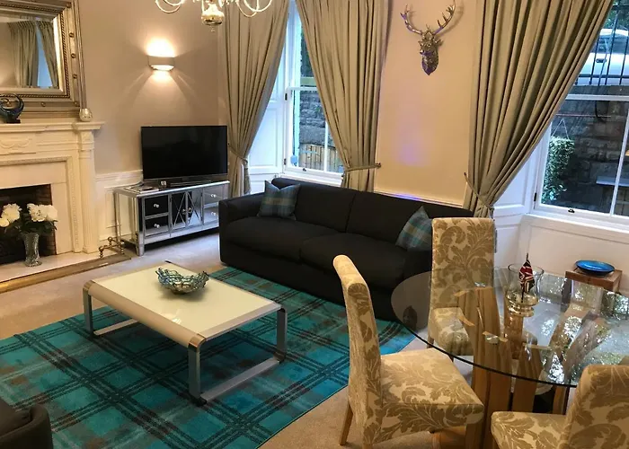 Escape To Edinburgh @ Abercromby Place